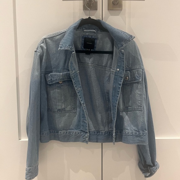 Jean jacket - Picture 1 of 1
